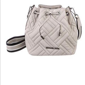 Michael Kors Peyton Quilted Crossbody Bucket Bag